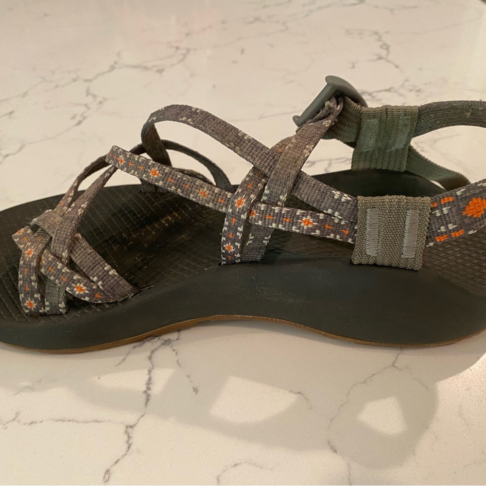 Chaco’s - Picture 3 of 4